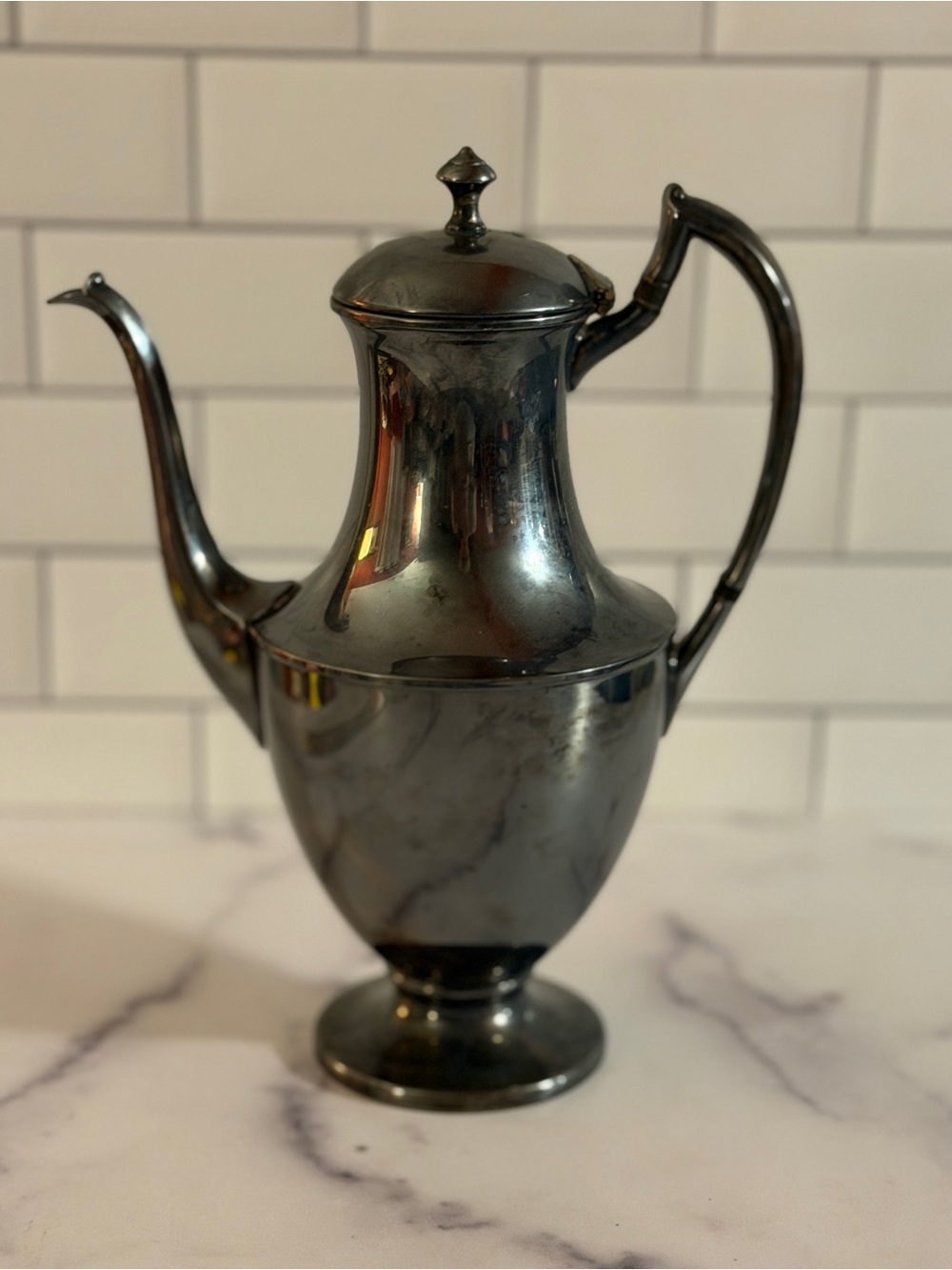 Vintage Crescent Silverware Silverplate Coffee Pot Hinged Lid Pedestal 9.5”
